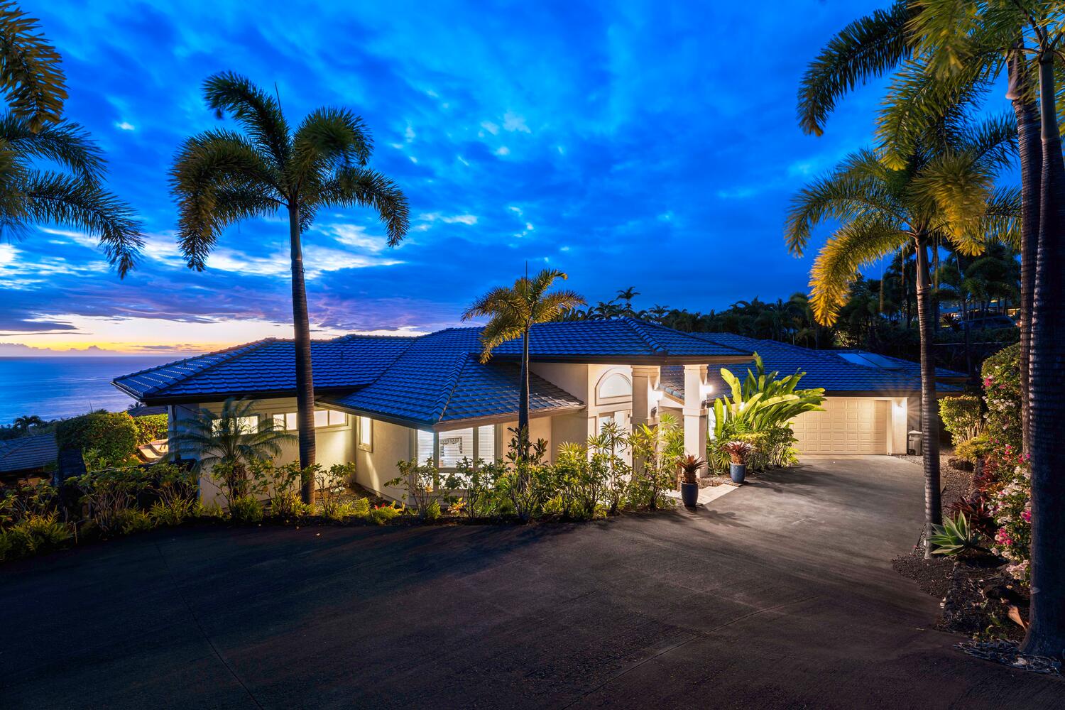 Kailua Kona Vacation Rentals, Blue Hawaii - 