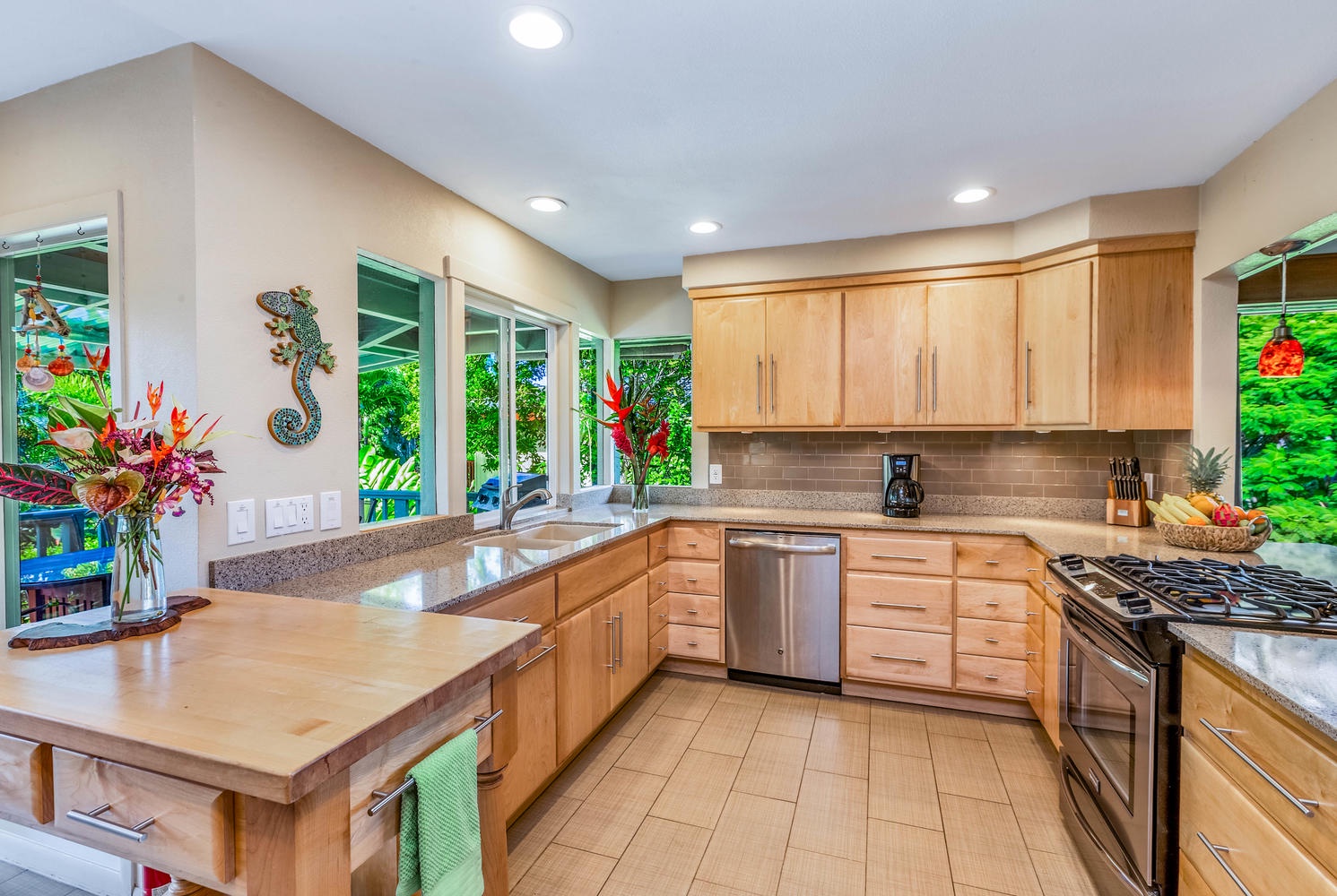 Princeville Vacation Rentals, Hale Anu Keanu - Kitchen