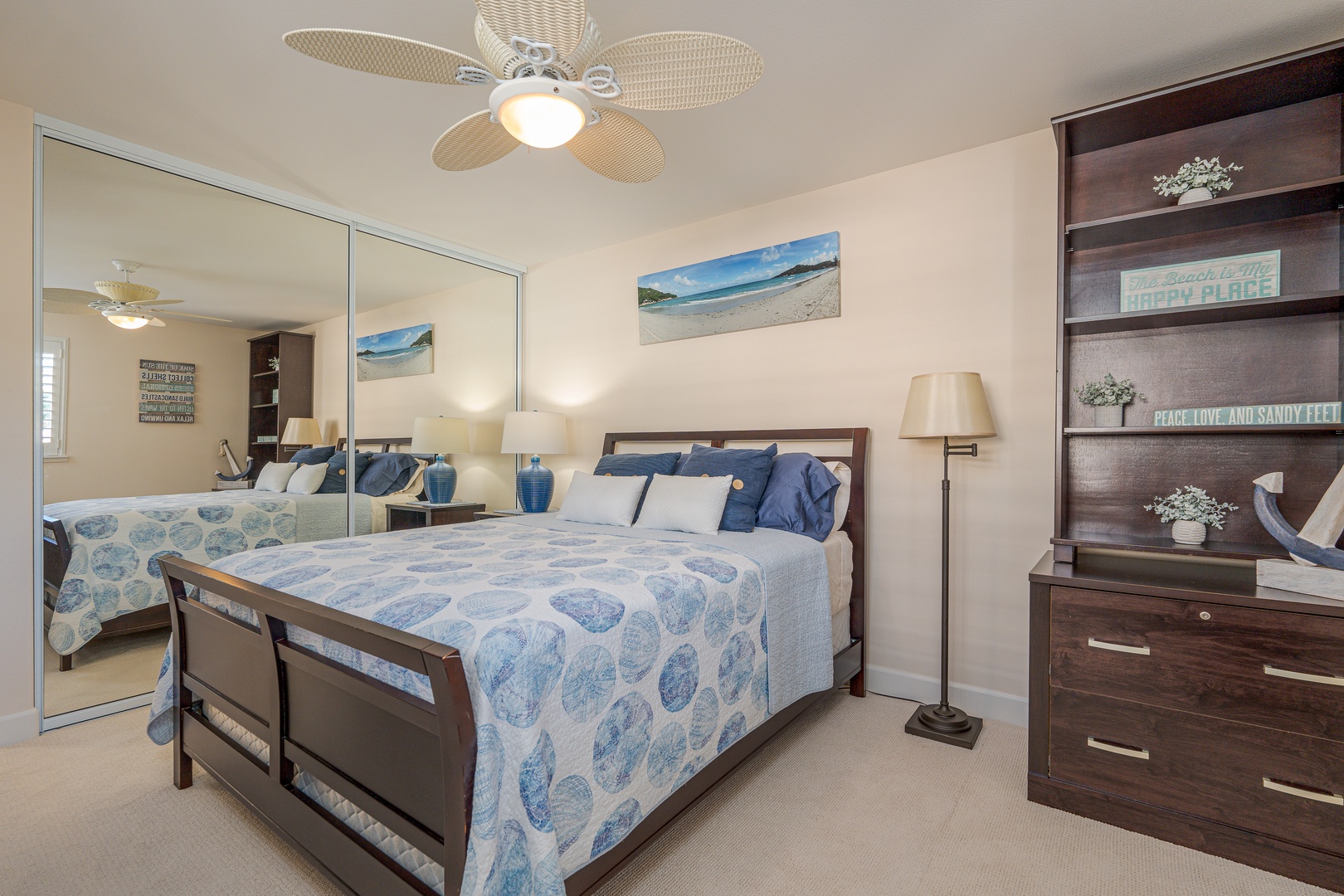 Kapolei Vacation Rentals, Ko Olina Kai 1097C - The guest bedroom comes with a large mirror closet.