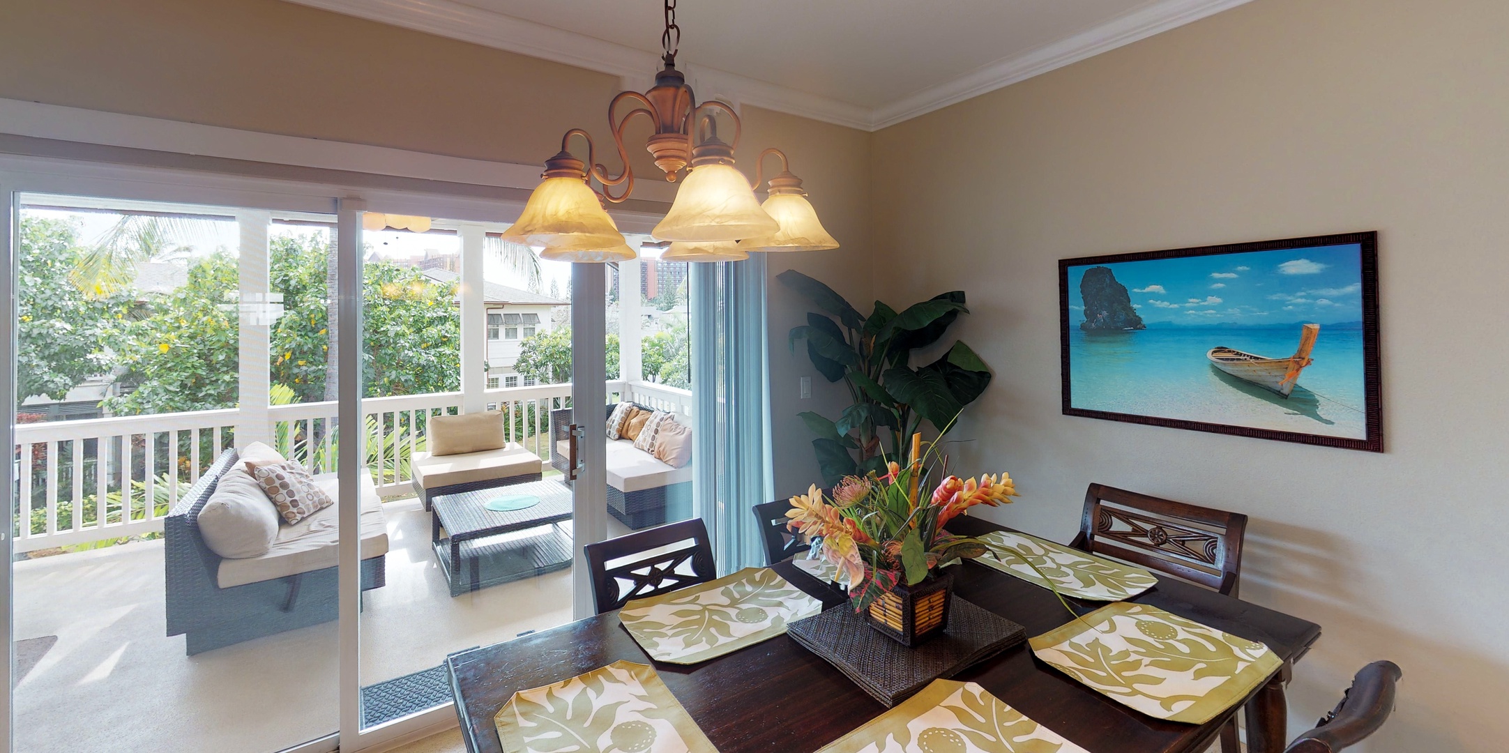 Kapolei Vacation Rentals, Coconut Plantation 1194-3 - Luxurious indoor and outdoor seating for your vacation.