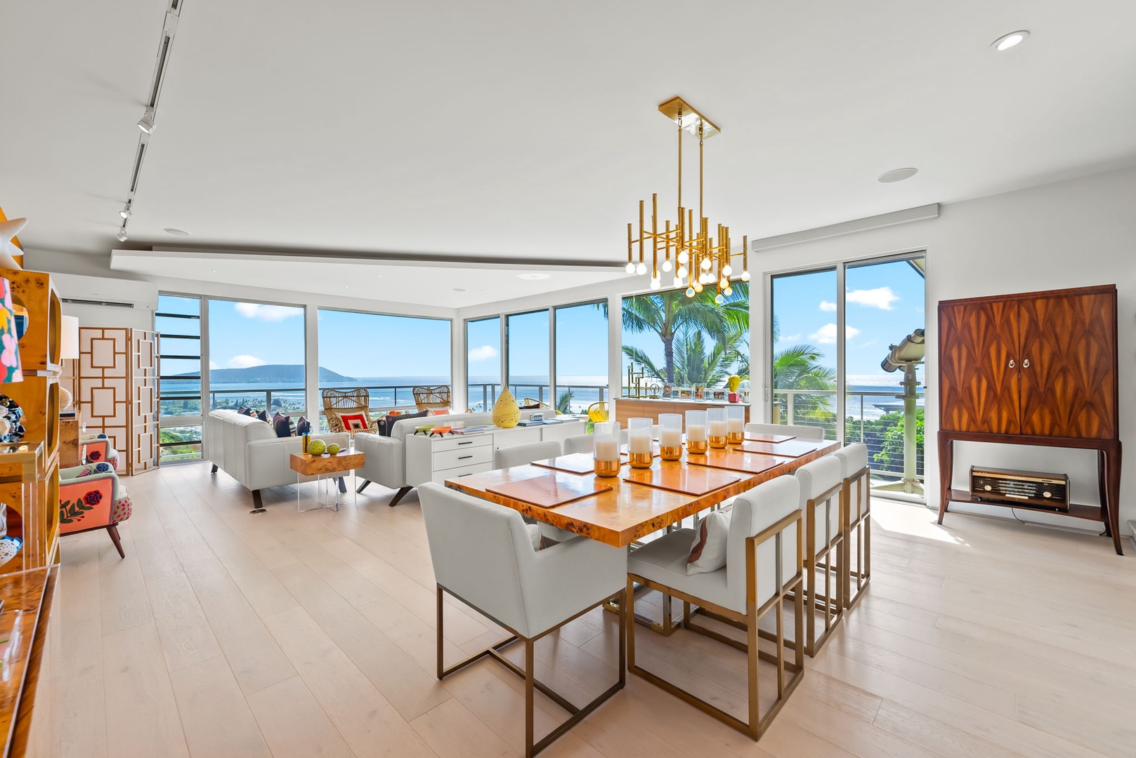 Honolulu Vacation Rentals, Kahala Hills Estate - Dine with breathtaking views and golden island light.
