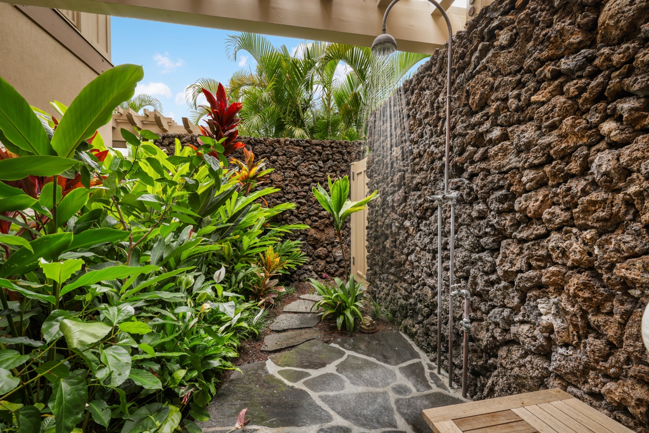 Kailua Kona Vacation Rentals, 3BD Ke Alaula Villa (210A) at Four Seasons Resort at Hualalai - Lush outdoor shower garden - a true tropical treat!
