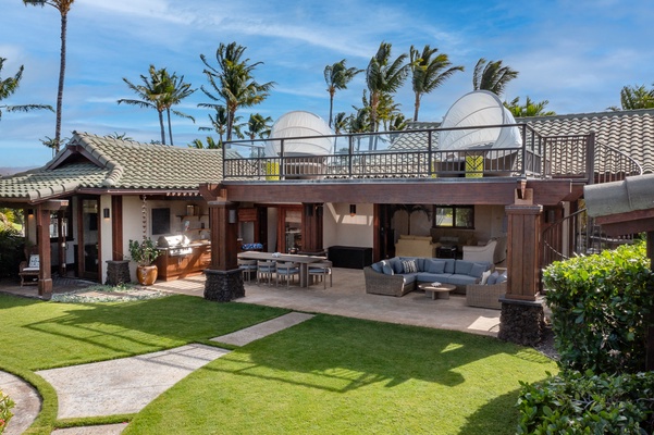 Kamuela Vacation Rentals, Canoe House & Beach Walker at Champion Ridge - Stunning garden.