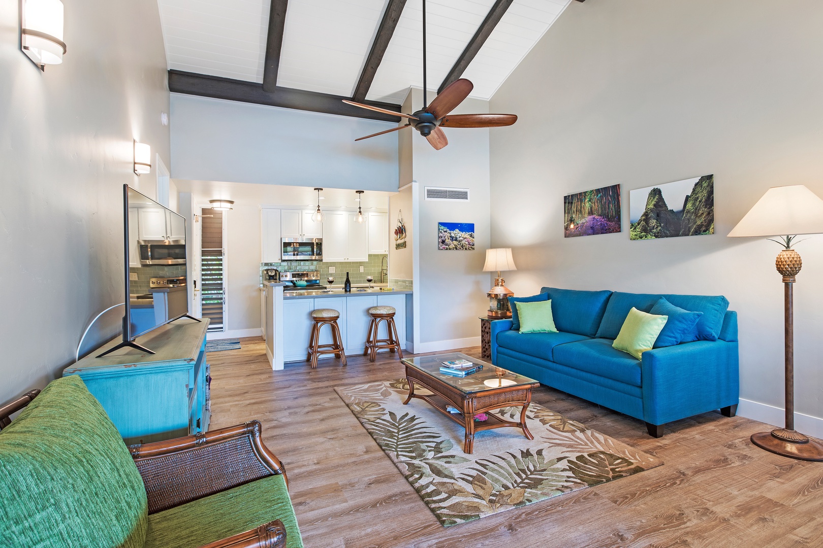 Lahaina Vacation Rentals, Maui Kaanapali Villas 292 - Maui Kaanapali Villas 292 features a cozy reading chair—perfect for tunes and sunset vibes.
