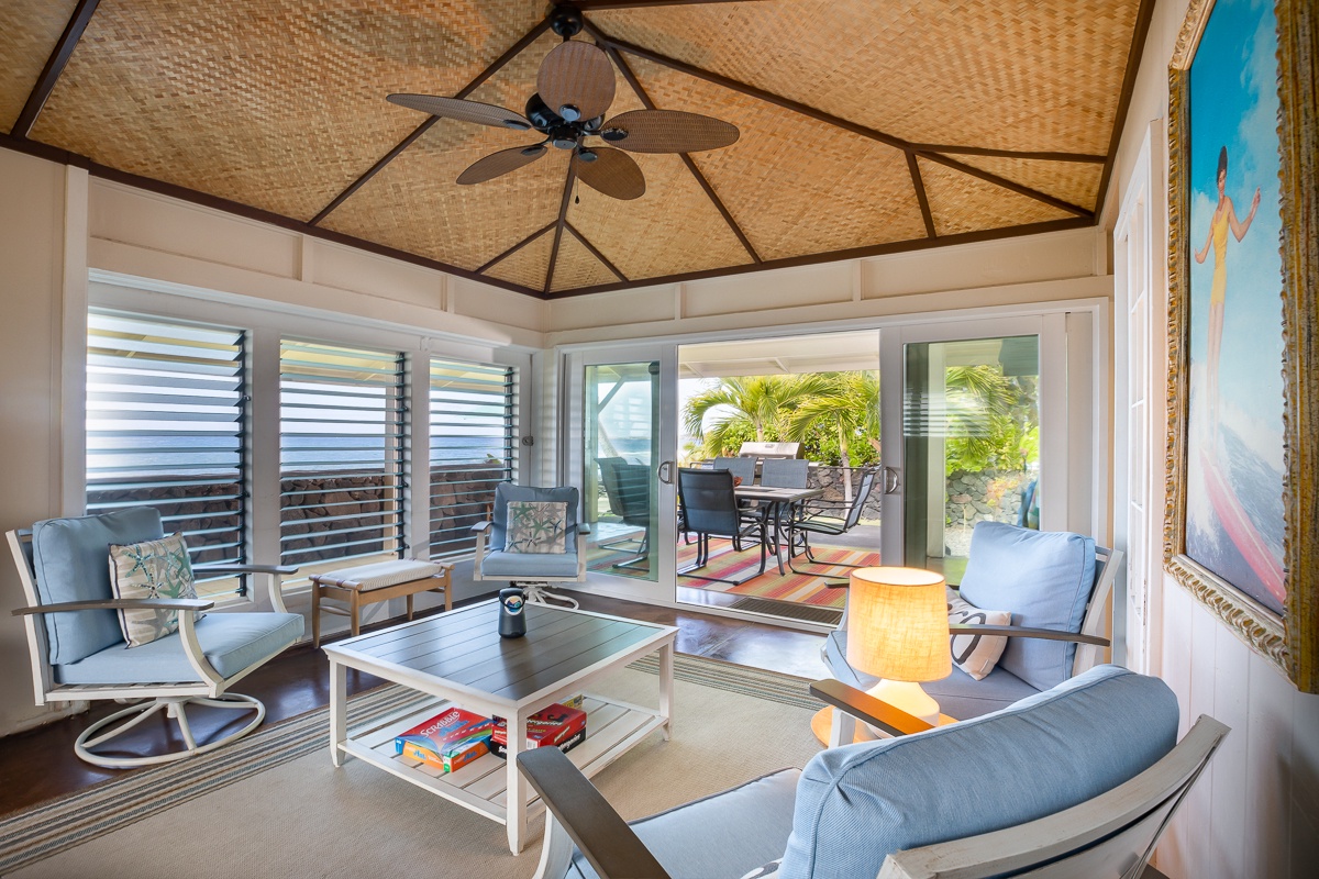 Kailua Kona Vacation Rentals, Honl's Beach Hale (Big Island) - Comfortable Living Room for your time to relax