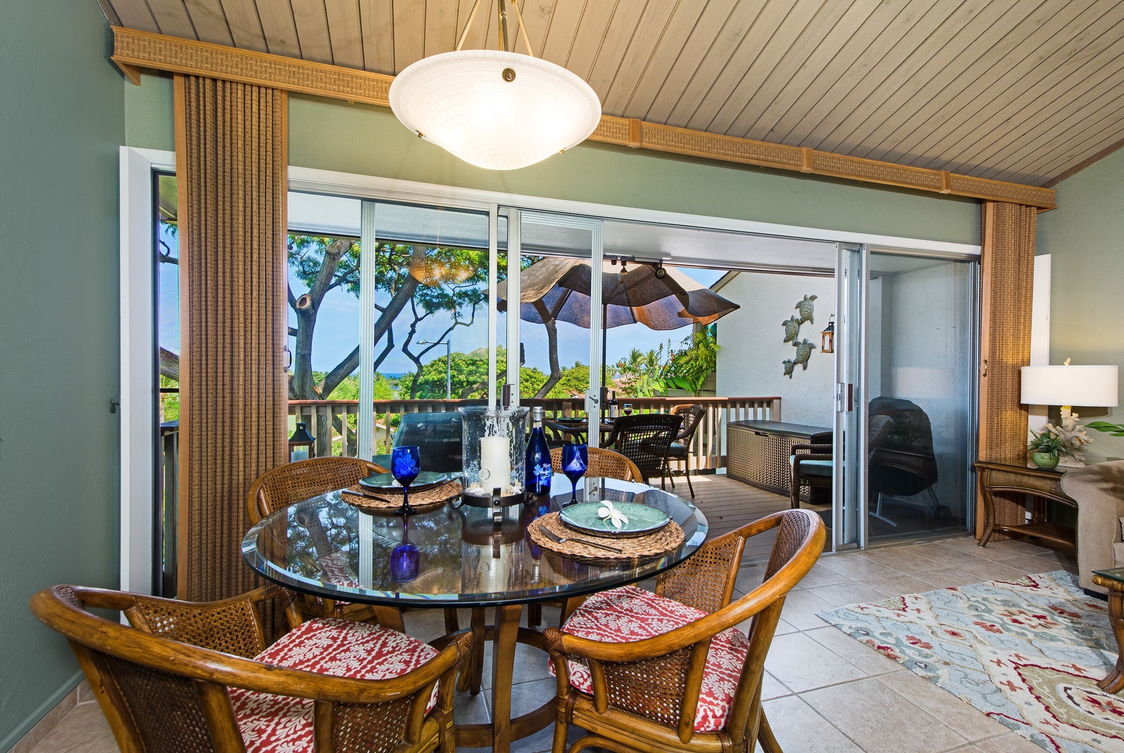 Kailua Kona Vacation Rentals, Keauhou Resort 104 - Indoor dining for 4!