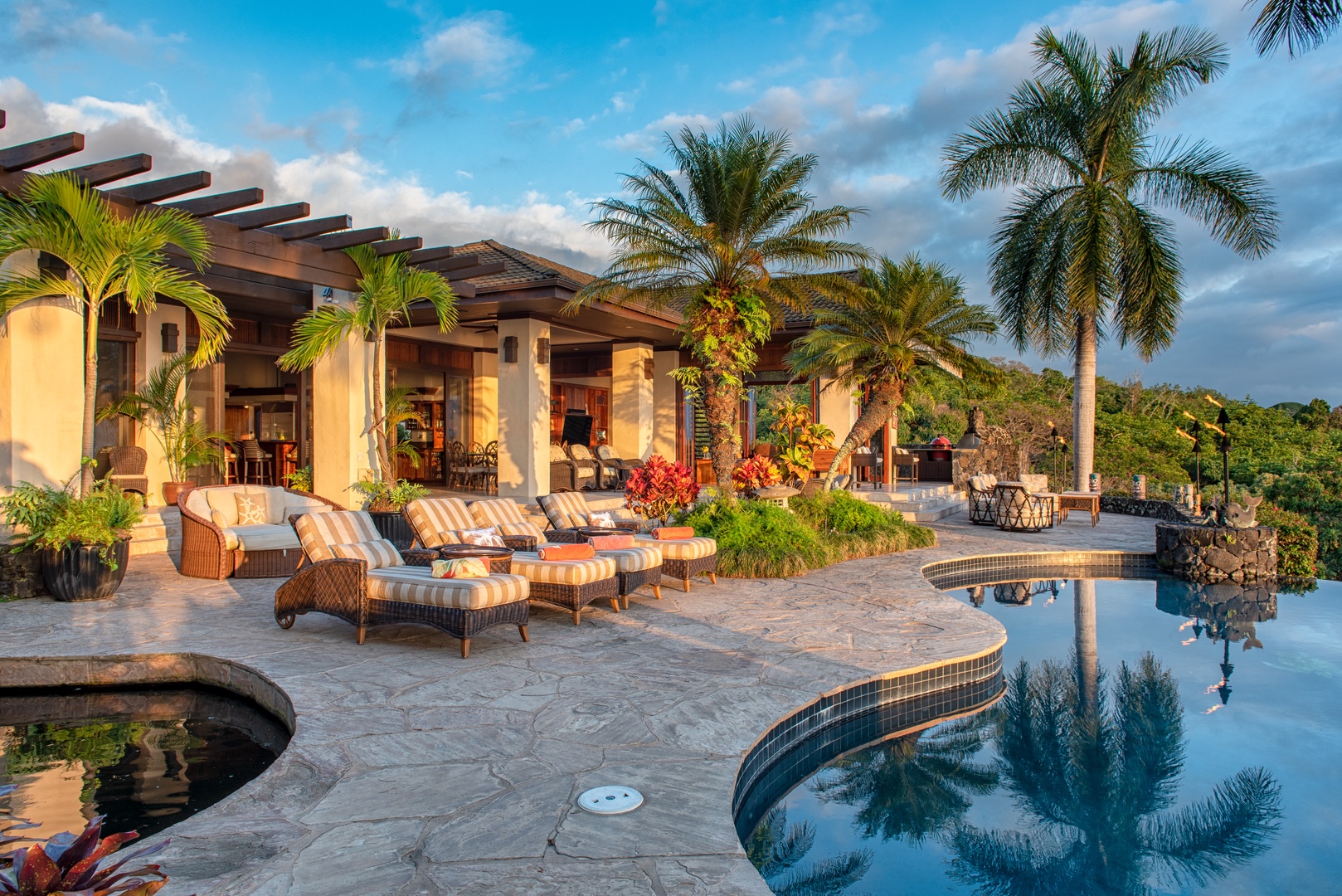 Kailua Kona Vacation Rentals, Hale Wailele** - Rated by our guests FIVE STARS 100+ times