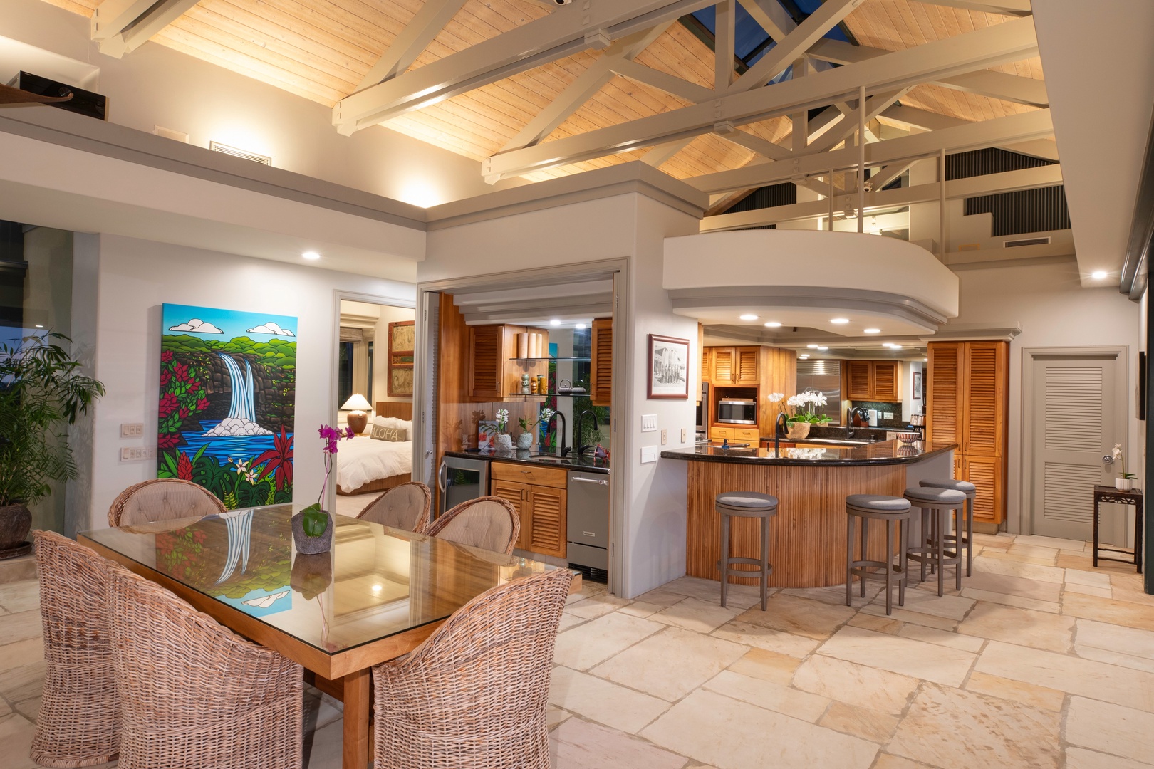 Kamuela Vacation Rentals, Canoe House at Champion Ridge - Enjoy indoor-outdoor dining where every meal feels like a special occasion.