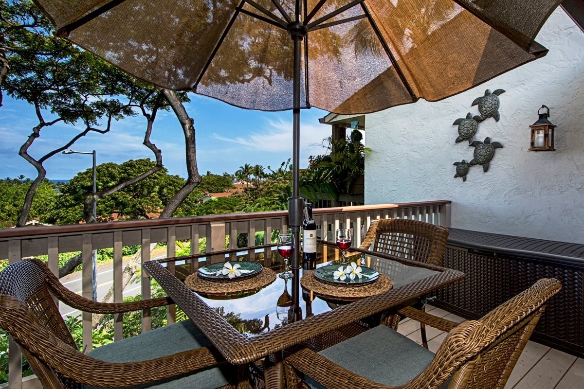 Kailua Kona Vacation Rentals, Keauhou Resort 104 - BBQ and dine on the lanai!