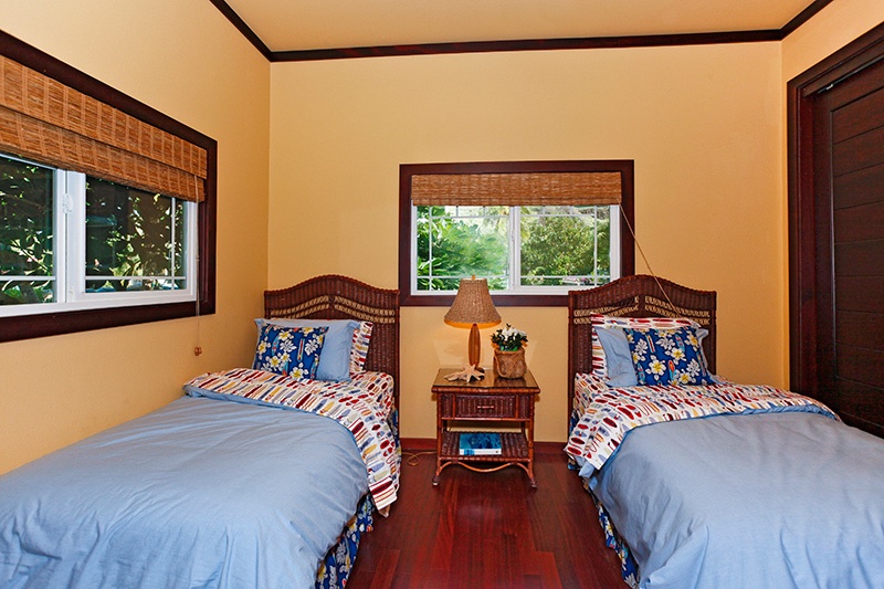 Waianae Vacation Rentals, Makaha Hale - Twin bedroom two.