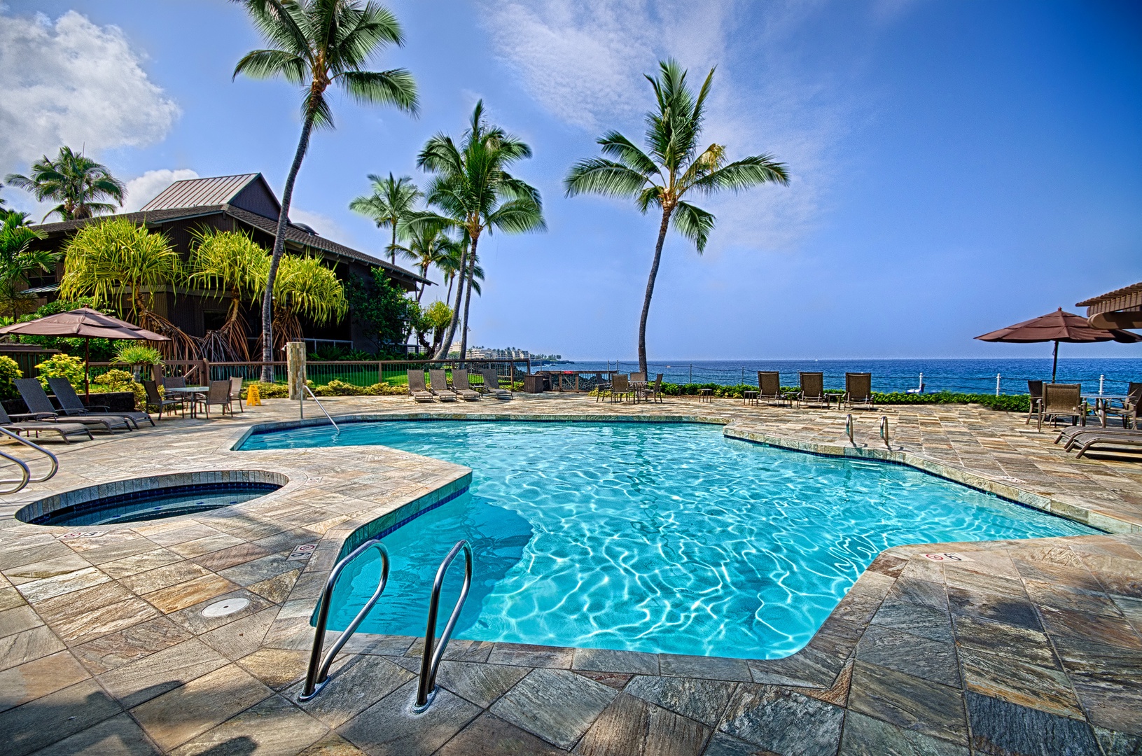 Kailua Kona Vacation Rentals, Kanaloa at Kona 1606 - Community pool and hot tub at Kanaloa!