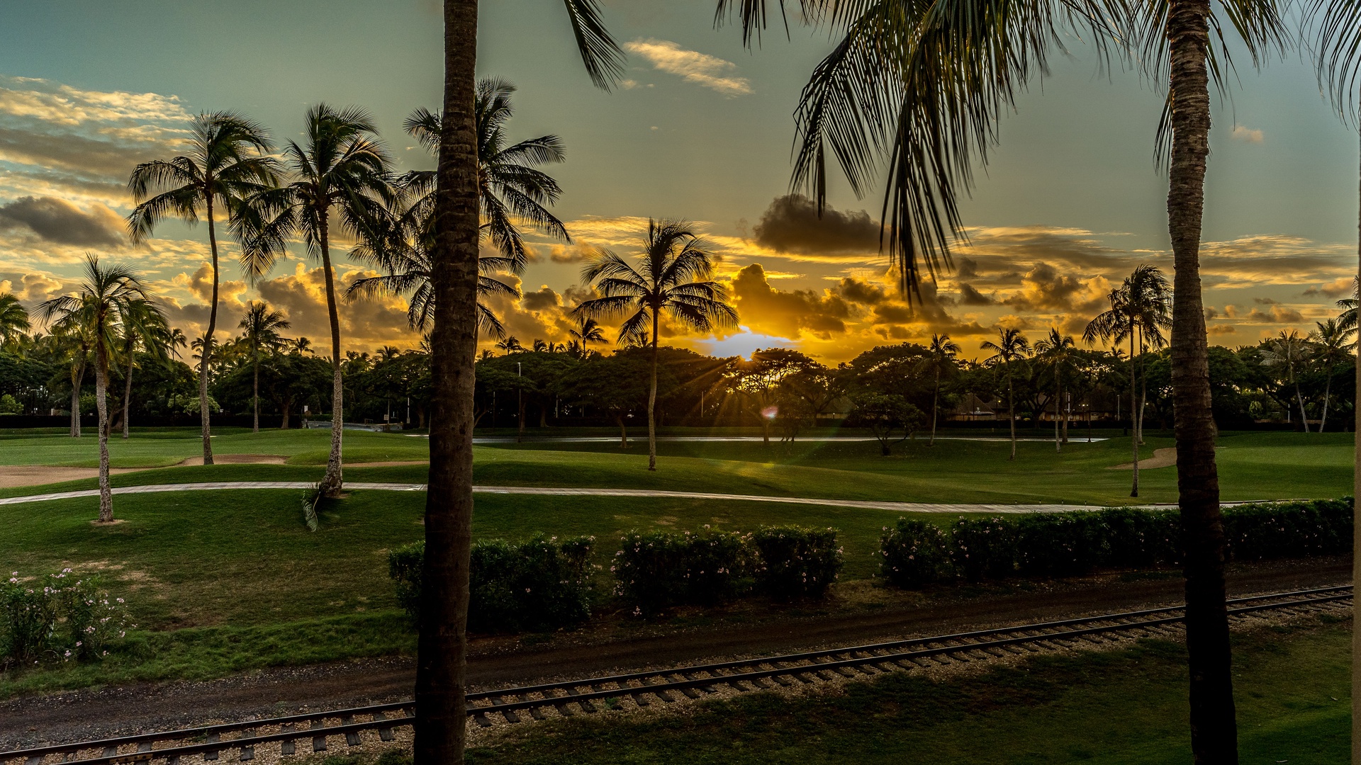 Kapolei Vacation Rentals, Coconut Plantation 1086-4 - Breathtaking sunsets from the lanai.