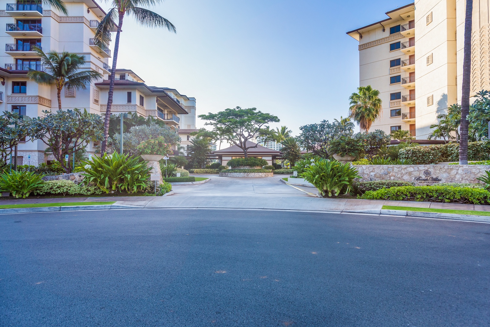 Kapolei Vacation Rentals, Ko Olina Beach Villas O1402 - Welcome to the resort, book your stay today!