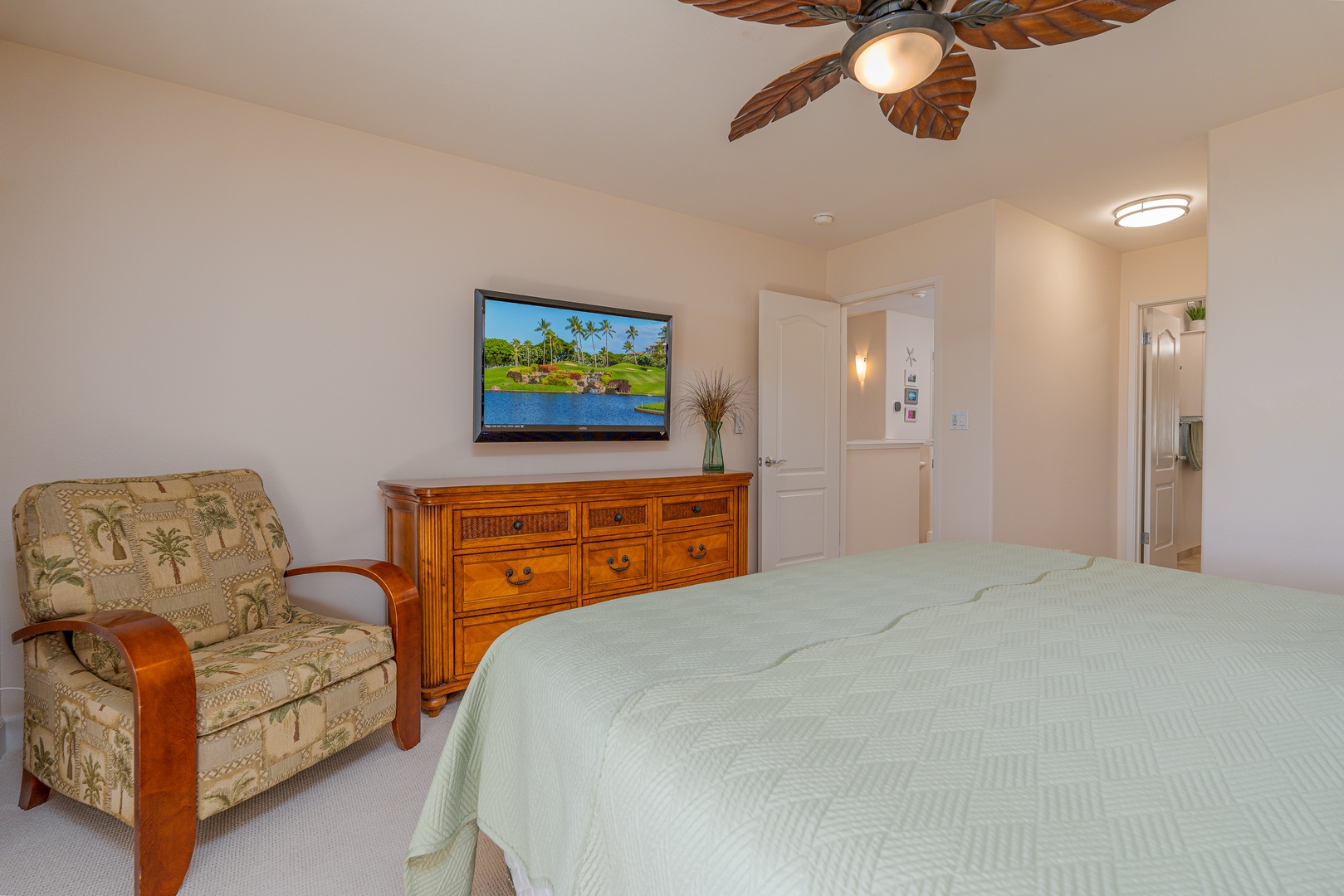 Kapolei Vacation Rentals, Ko Olina Kai 1097C - Never miss an episode of your favorite show.