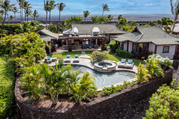 Kamuela Vacation Rentals, Canoe House & Beach Walker at Champion Ridge - Pool.