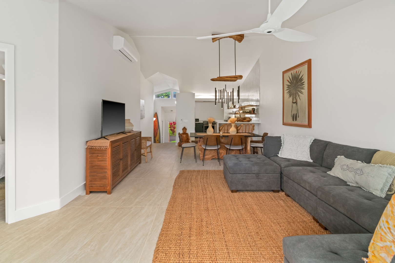 Princeville Vacation Rentals, Mana Wahine - Relax and reconnect in this airy space with cozy seating and garden views.