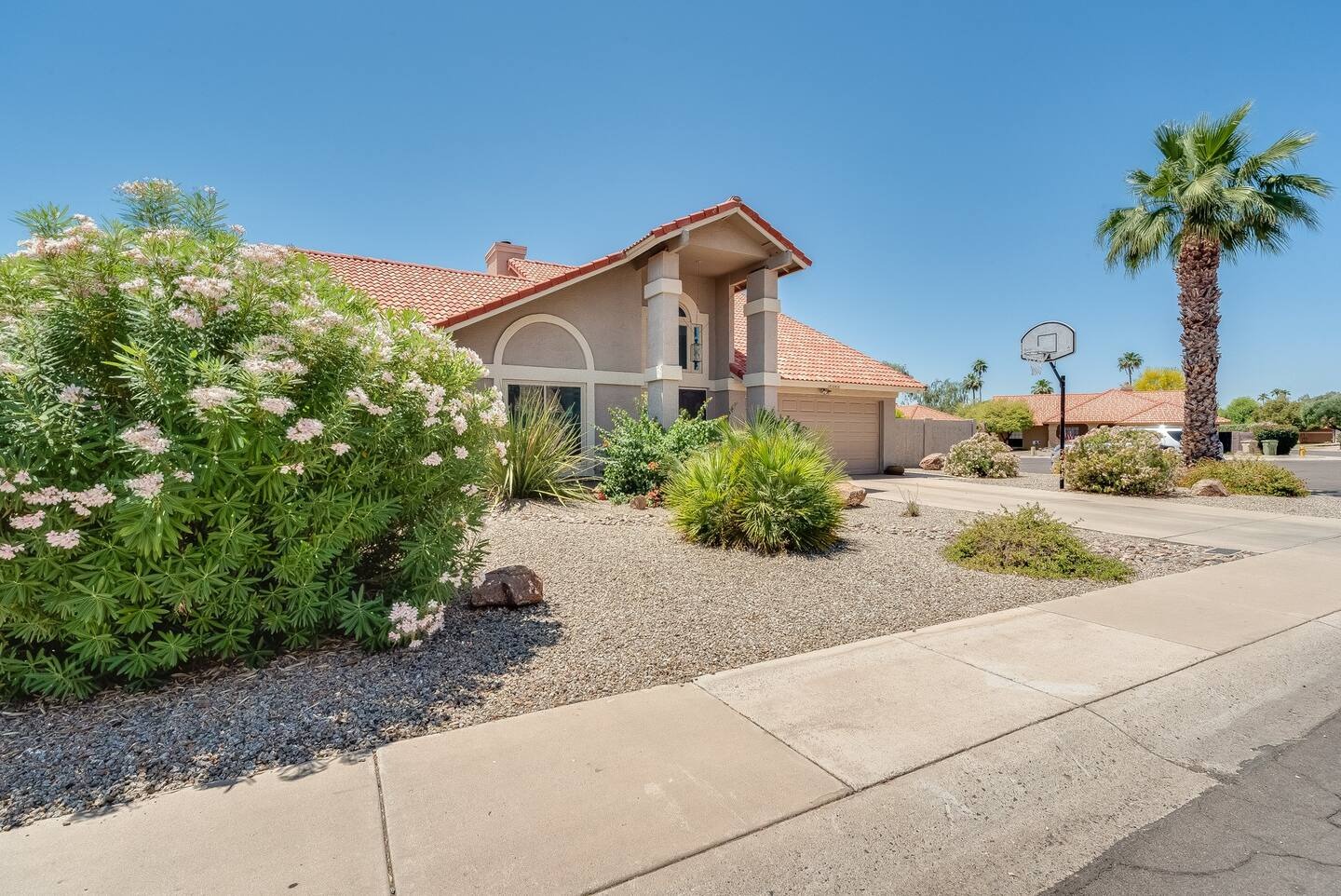 Glendale Vacation Rentals, Cahill Casa - Situated in the clean and manicured neighborhoods of the greater Phoenix area, this property is just minutes away from several stores and restaurants, entertainment venues and golf courses!