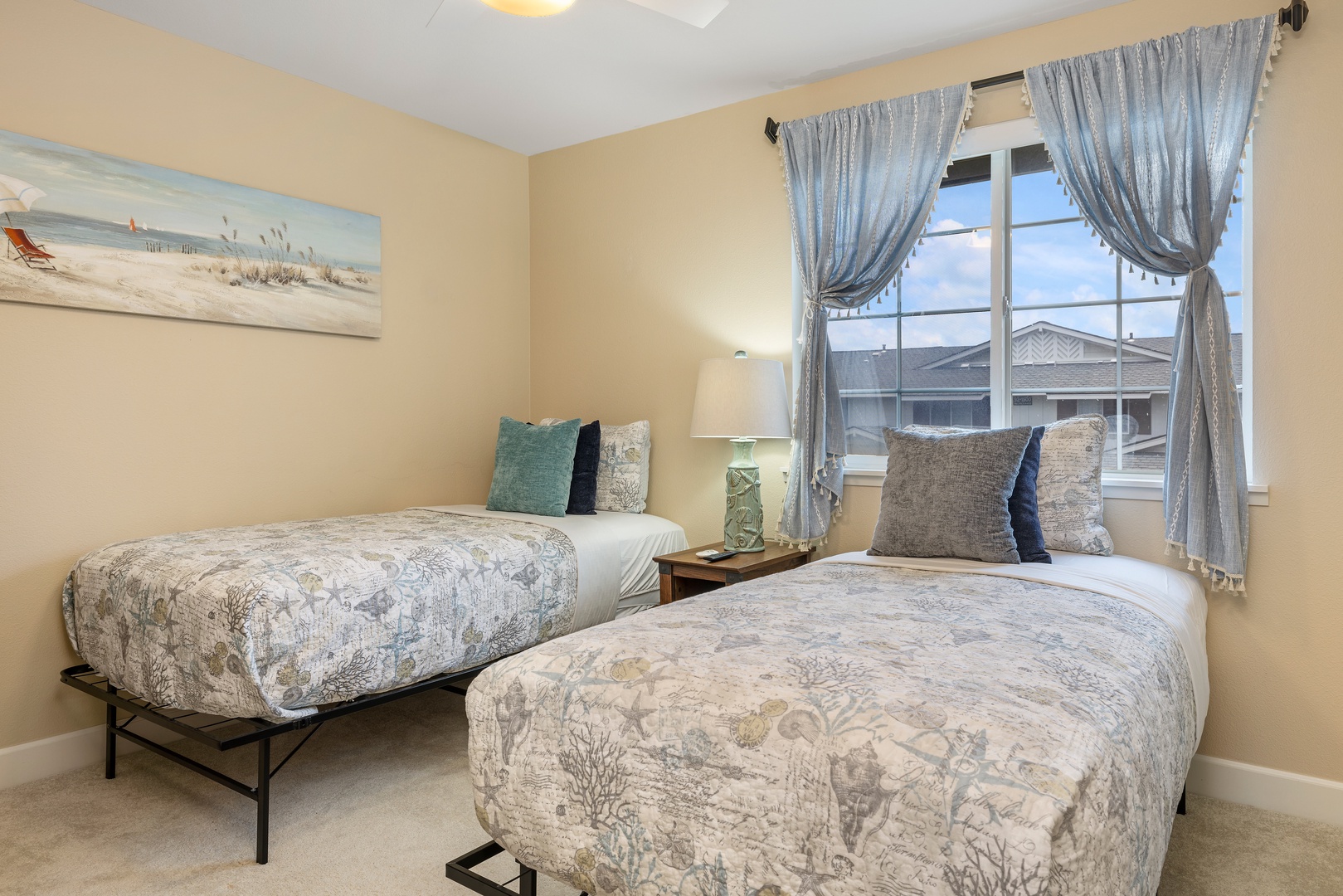 Kapolei Vacation Rentals, Hillside Villas 1498-3 - The guest bedroom has two twin beds, the perfect spot for kids or additional guests.