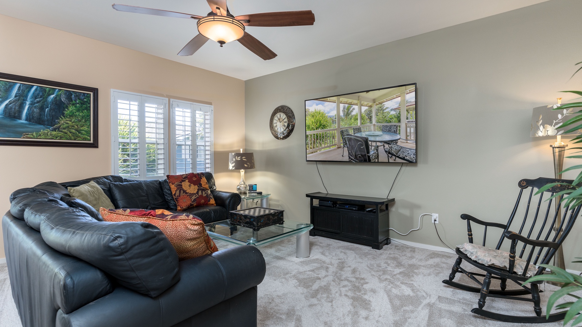 Kapolei Vacation Rentals, Coconut Plantation 1192-4 - Sink in to the plush seating with your favorite book or TV show in the living room.