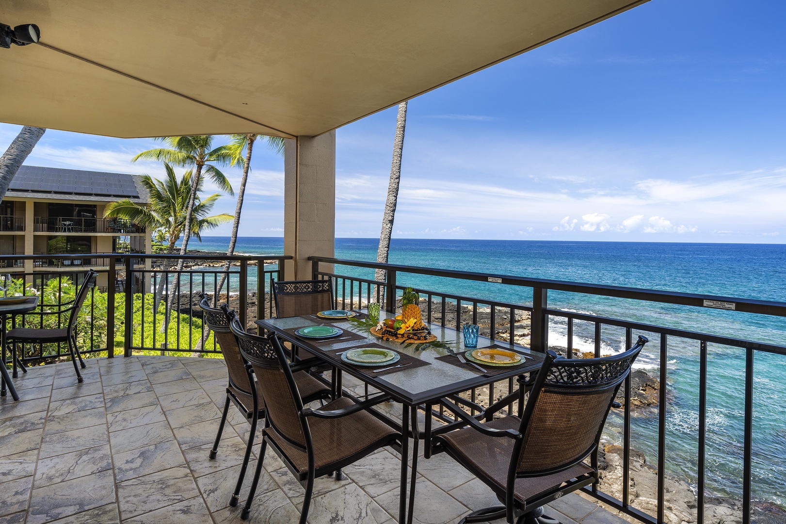 Kailua Kona Vacation Rentals, Kona Makai 6201 - Outdoor dining for all 6 possible guests