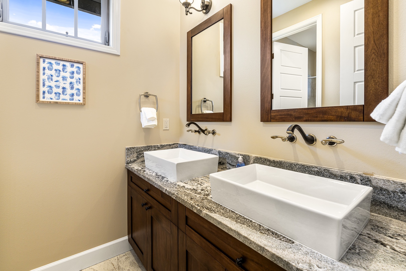 Kailua Kona Vacation Rentals, Holua Kai #9 - Guest bathroom upstairs also equipped with dual vanities