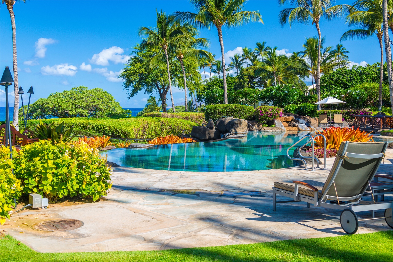 Wailea Vacation Rentals, Blue Ocean Suite H401 at Wailea Beach Villas* - Relax and Cool Off at the Oceanside Adult Only Pool