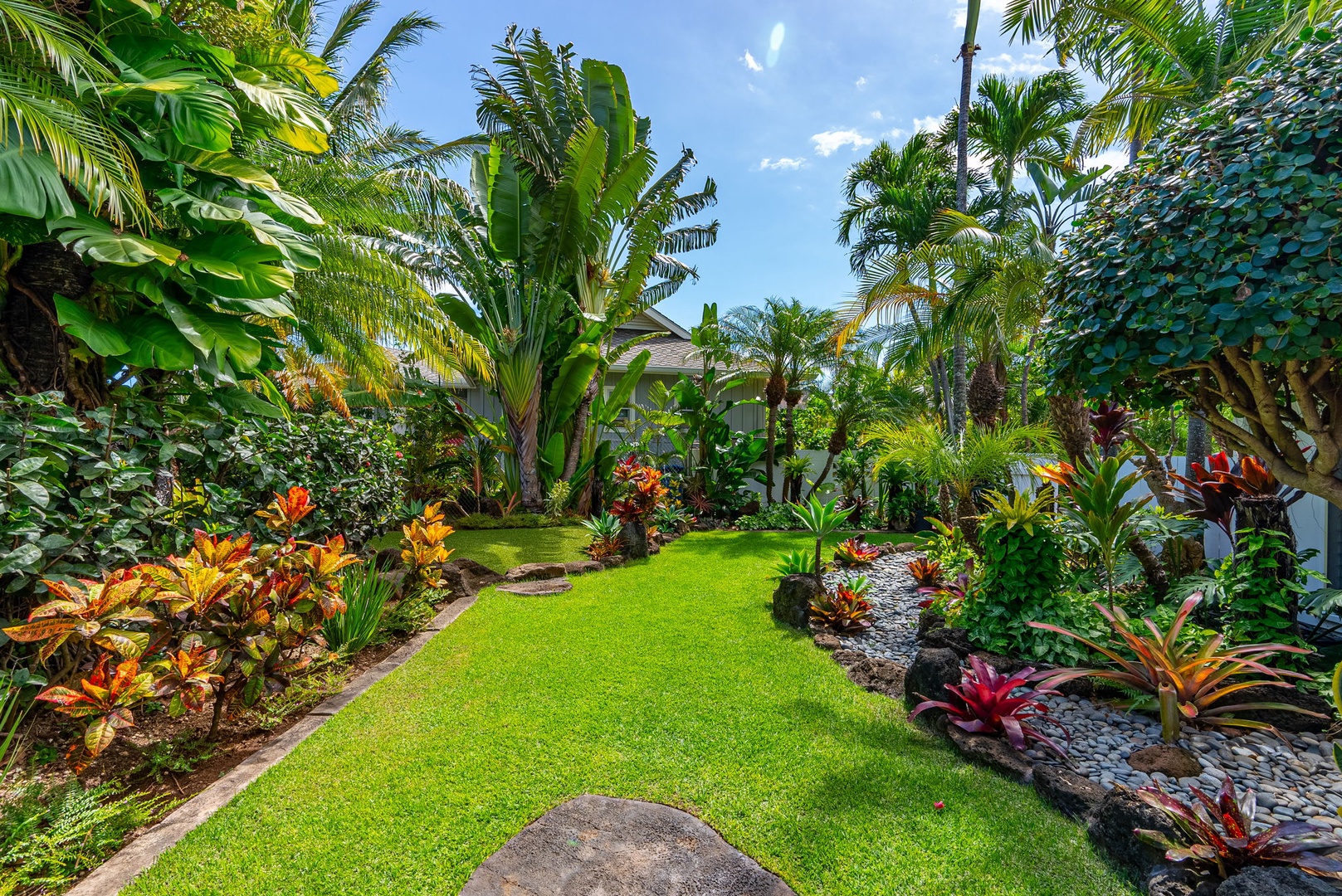 Kailua Vacation Rentals, Hale Aloha - Surrounded by lush tropical flora.