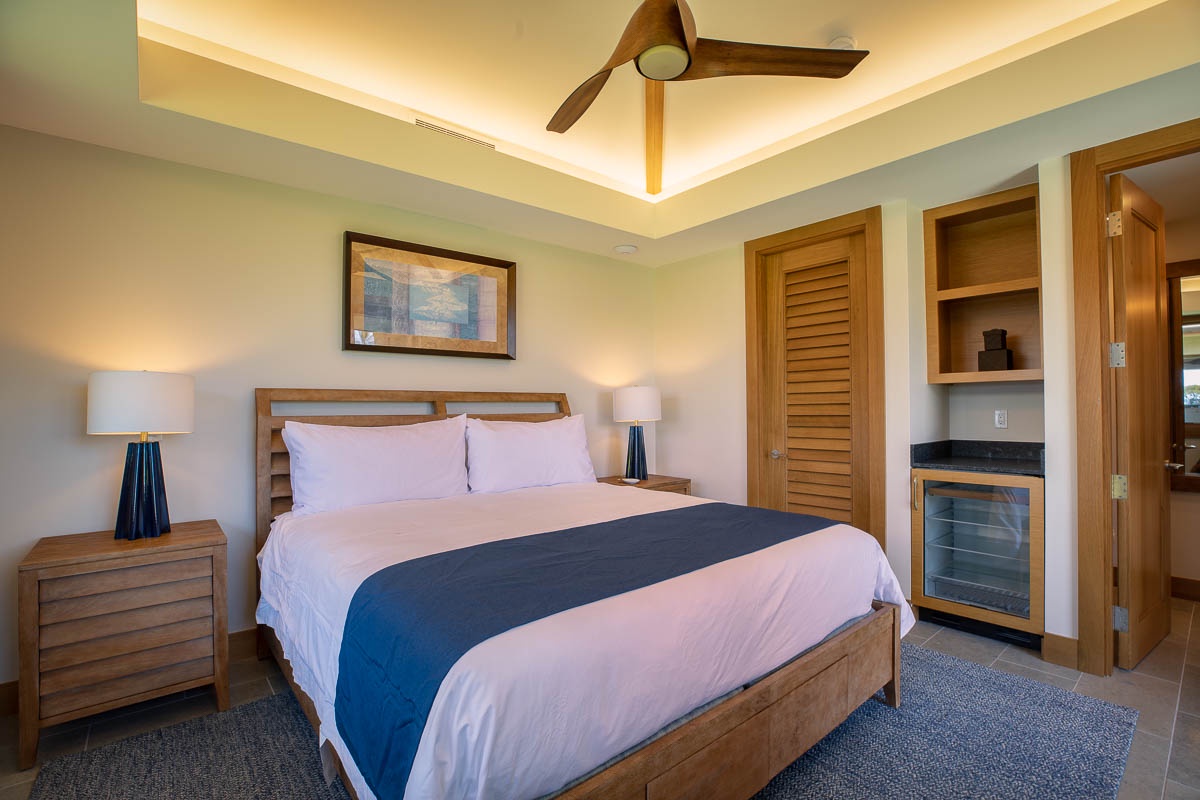 Kamuela Vacation Rentals, Laule'a at Mauna Lani Resort #5 - The ohana has a  King Bed, spacious closet and mini fridge