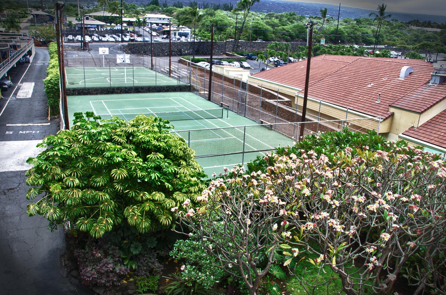Kailua Kona Vacation Rentals, Kona Alii 512 - Community sports area where you can play tennis or basketball.