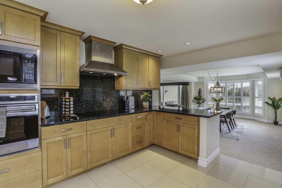Princeville Vacation Rentals, Ho'onanea - Kitchen