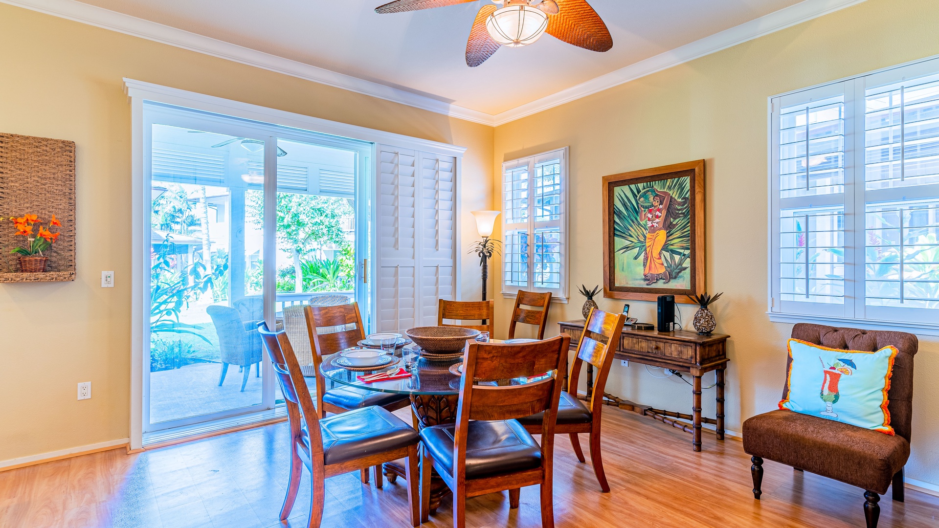 Kapolei Vacation Rentals, Coconut Plantation 1174-2 - Plenty of seating and a breathtaking view for game night.