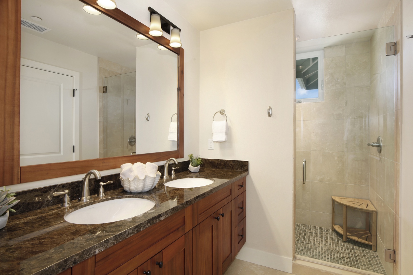 Koloa Vacation Rentals, Pili Mai 4C - Master bathroom