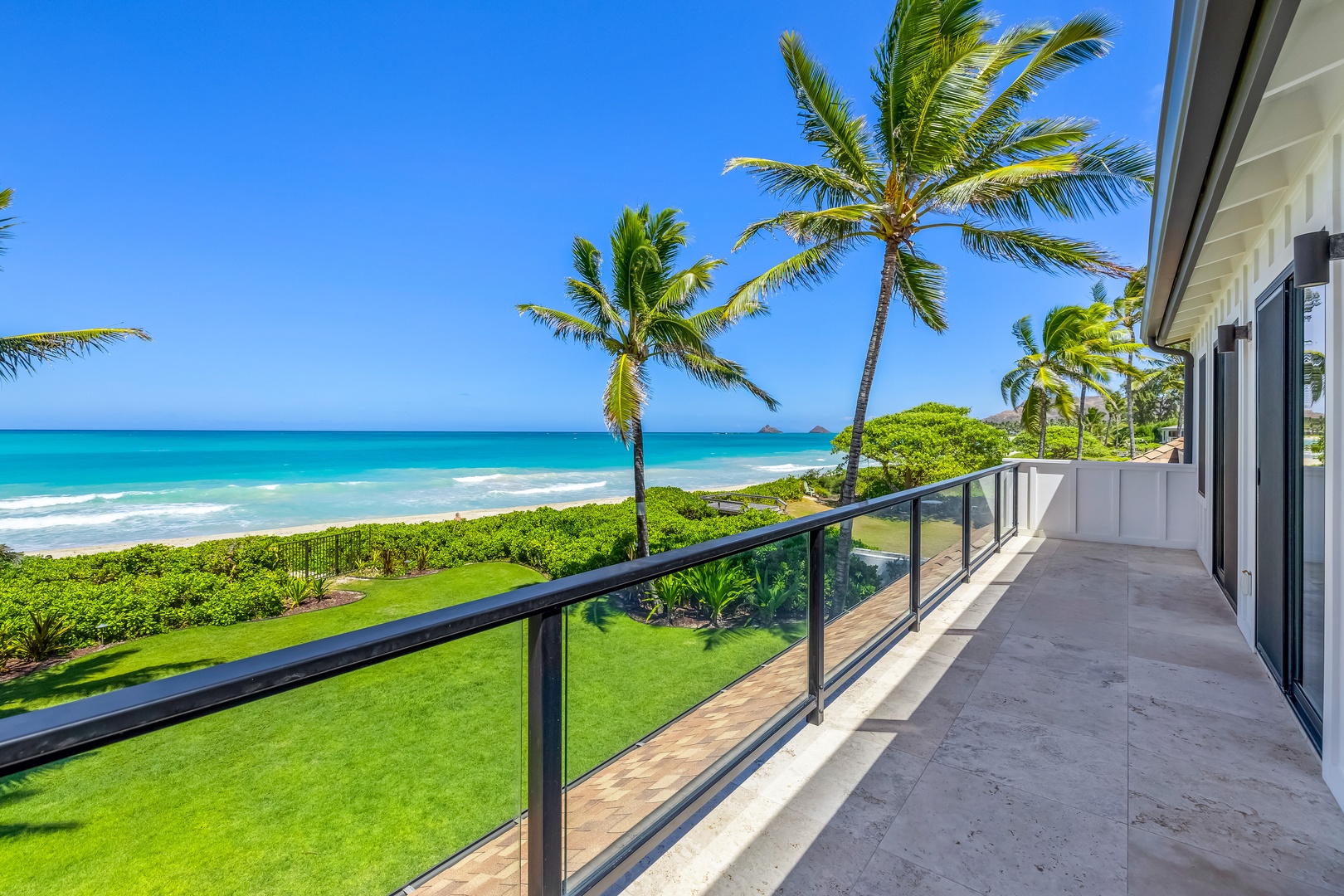 Kailua Vacation Rentals, Kailua Beach Villa - Private Master lanai with sweeping ocean views