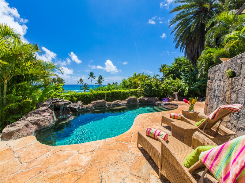 Honolulu Vacation Rentals, Seaside Hideaway* - Pool overlooking the ocean
