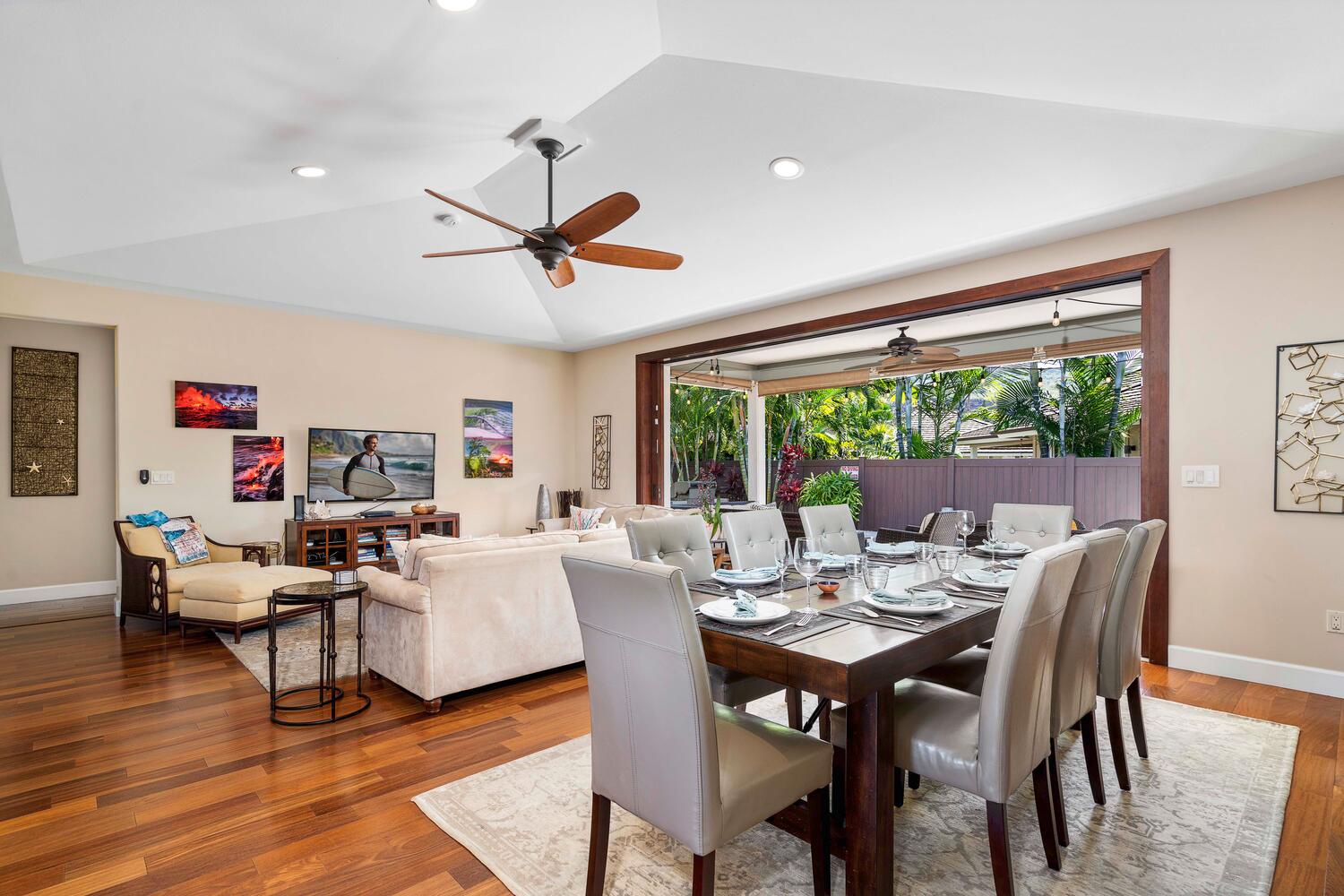 Kailua Kona Vacation Rentals, Holua Kai #32 - This bright and airy custom home features central air conditioning, along with plenty of windows strategically placed to let refreshing island breezes blow through.