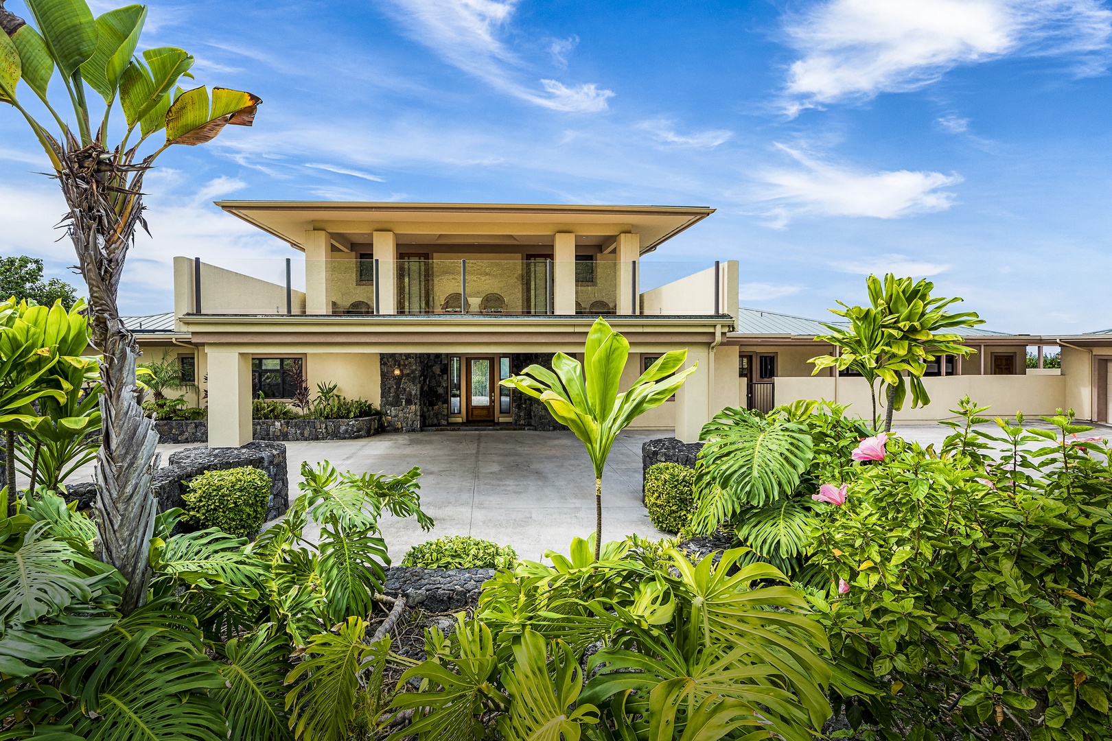 Kailua Kona Vacation Rentals, O'oma Plantation - Facing the East side of the home, showcasing the grandiose entry