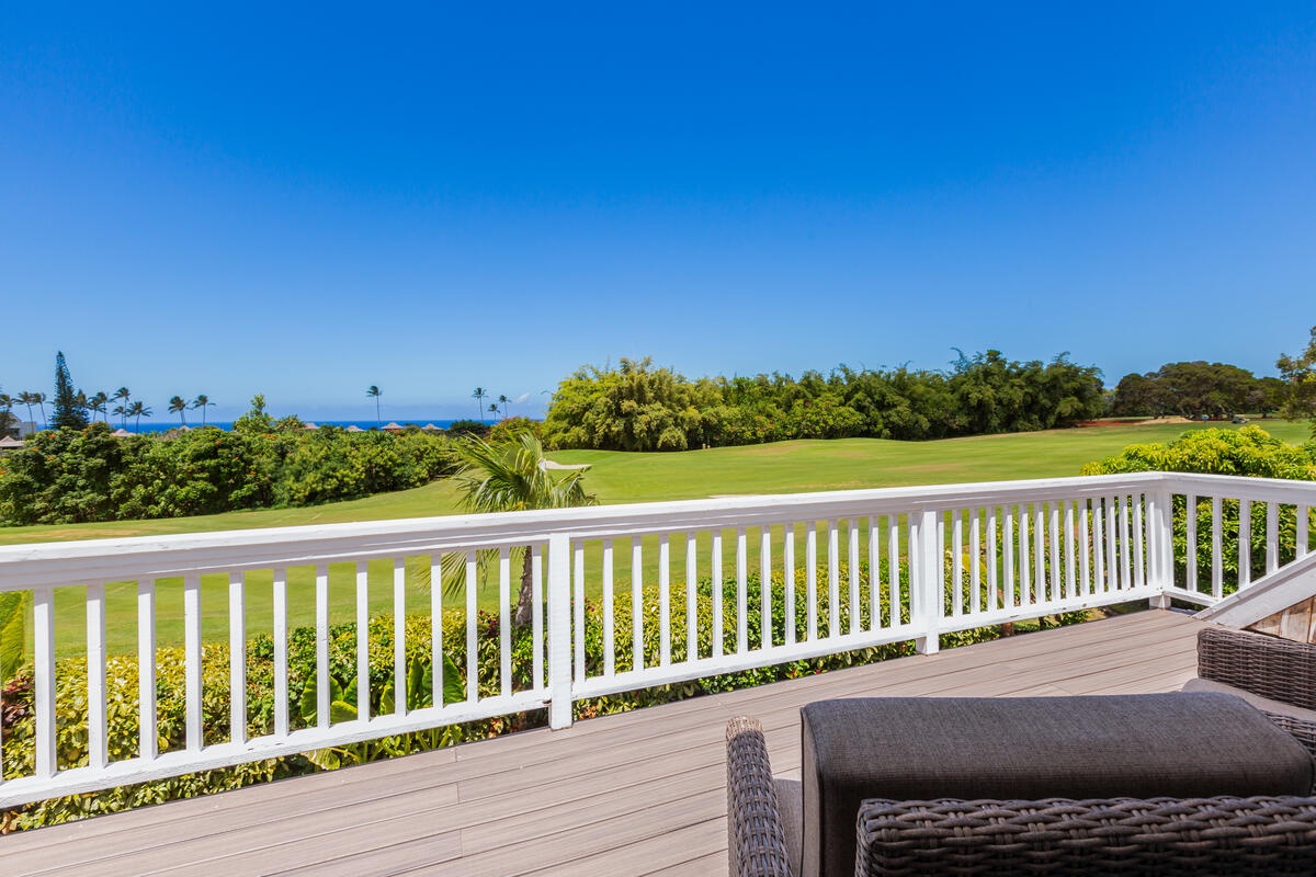 Princeville Vacation Rentals, Hokulani Villa - Enjoy the direct view of the Makai Golf Course.