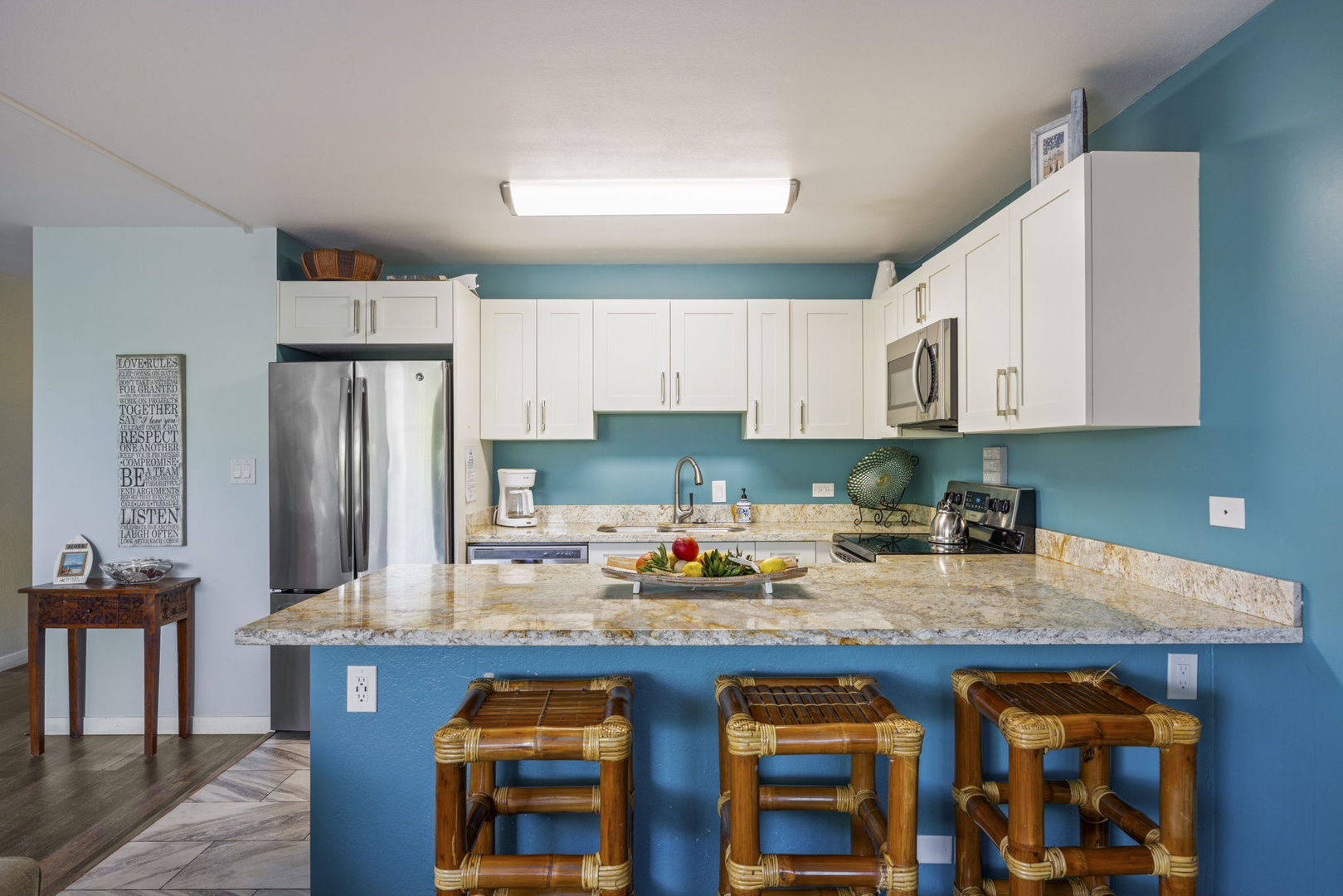 Kihei Vacation Rentals, Kihei Alii Kai C206 - Three stools at the bar mean whoever's cooking always has company.