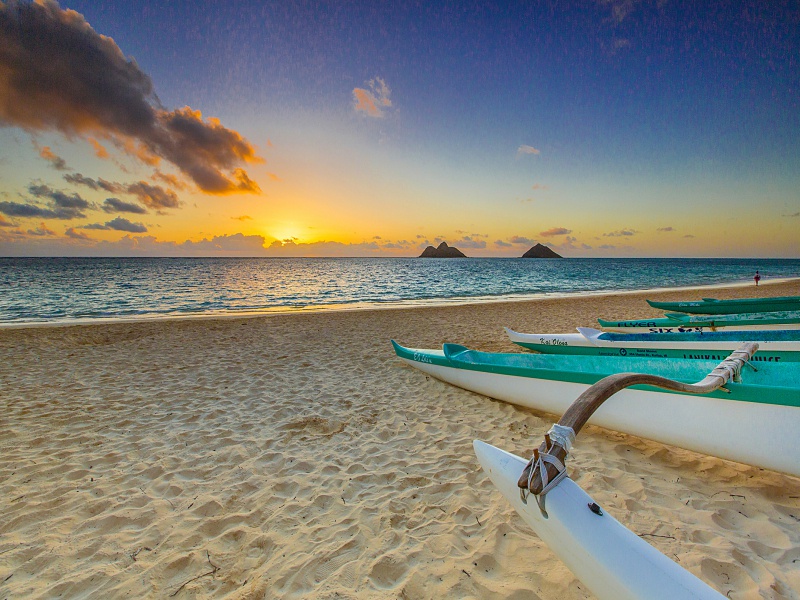 Kailua Vacation Rentals, Hale Nani Lanikai - Sunrise at Lanikai Beach.