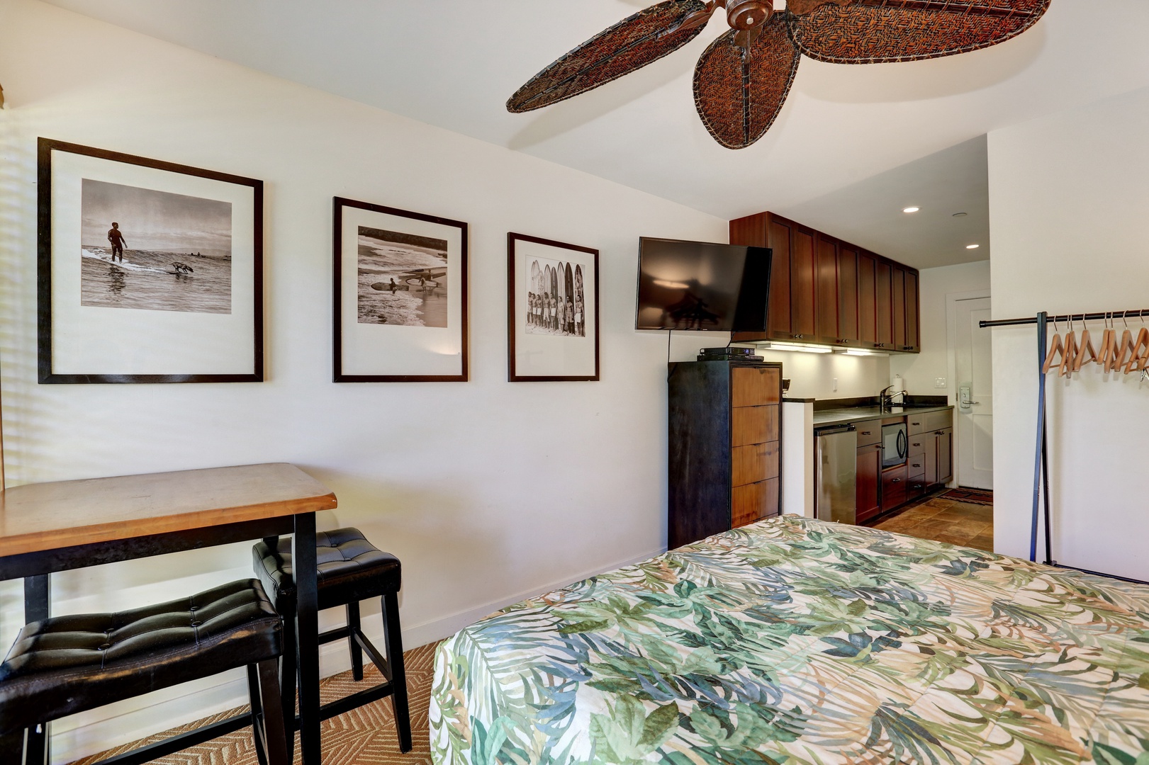 Lahaina Vacation Rentals, Aina Nalu B106 Studio - Extremely Rare Unit - There is also a dining space for two.