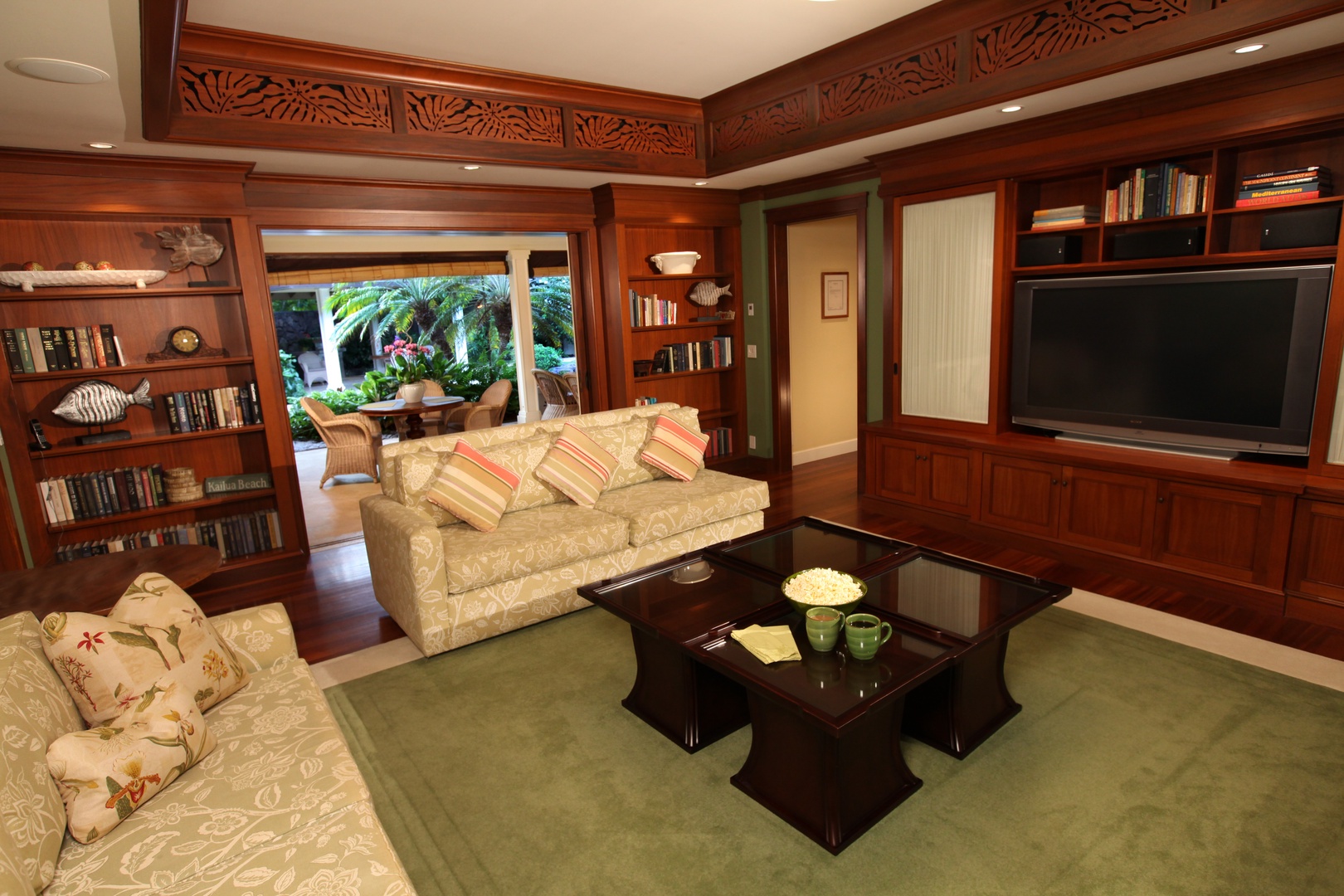 Kailua Vacation Rentals, Paradise Pointe Estates* - Library and TV room