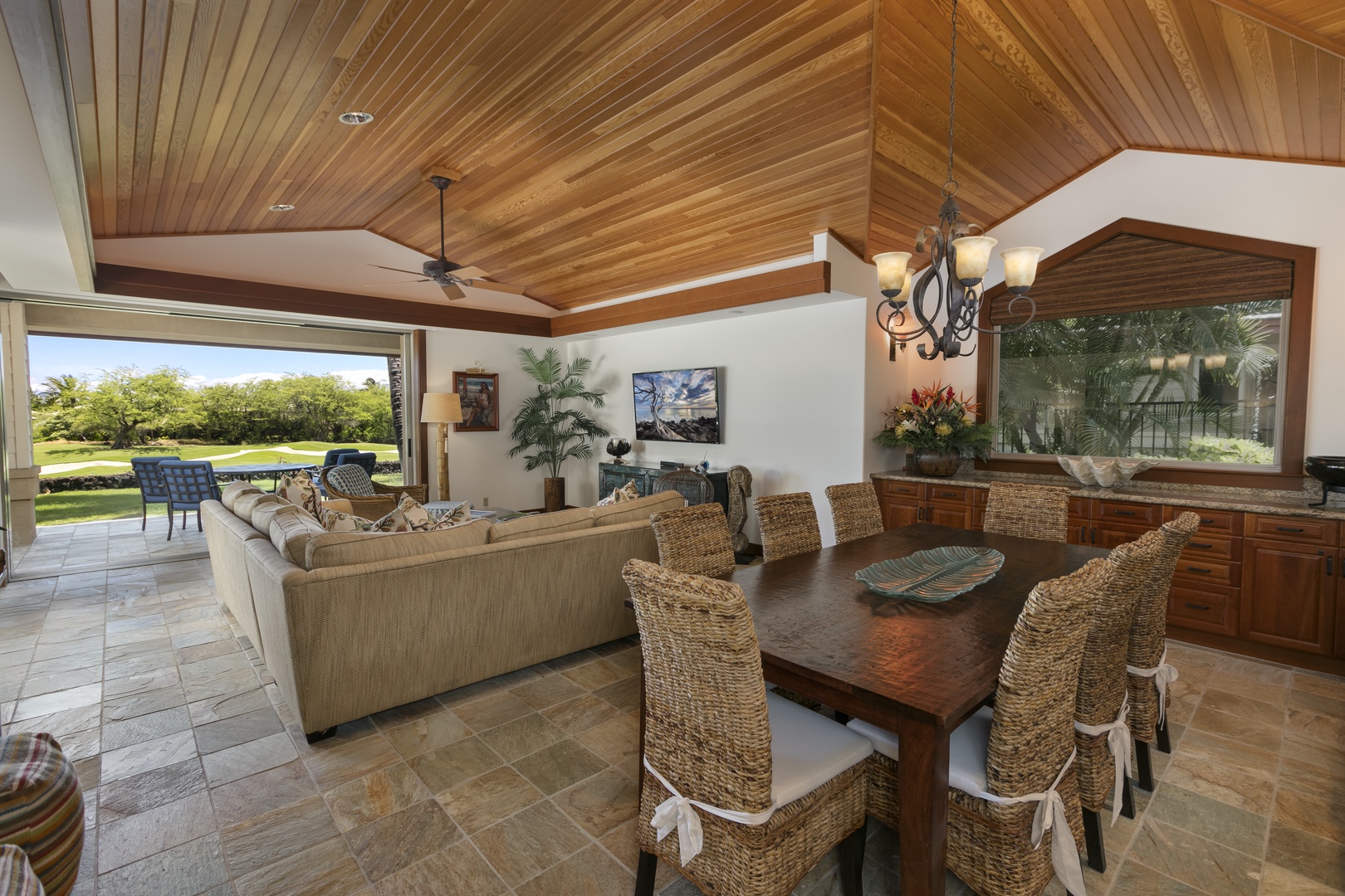 Kamuela Vacation Rentals, Villages at Mauna Lani Resort Unit # 728 - Great room and dining area for 6