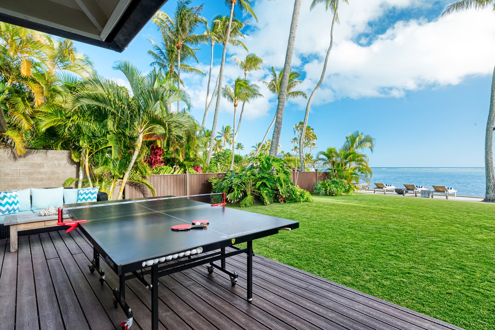 Honolulu Vacation Rentals, Moana Lani - Your very own ping-pong table, available to be set up before your arrival! Just let your reservation manager know you would like it.
