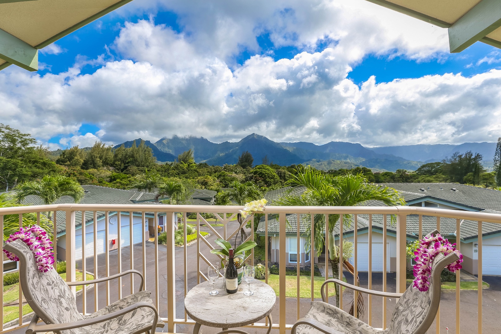 Princeville Vacation Rentals, Nohea Villa - Mountain Views from Upstairs Lanai