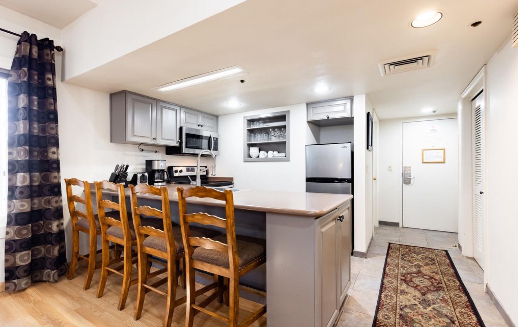 Park City Vacation Rentals, Studio Condo at The Lodge at Mountain Village - Additional seating