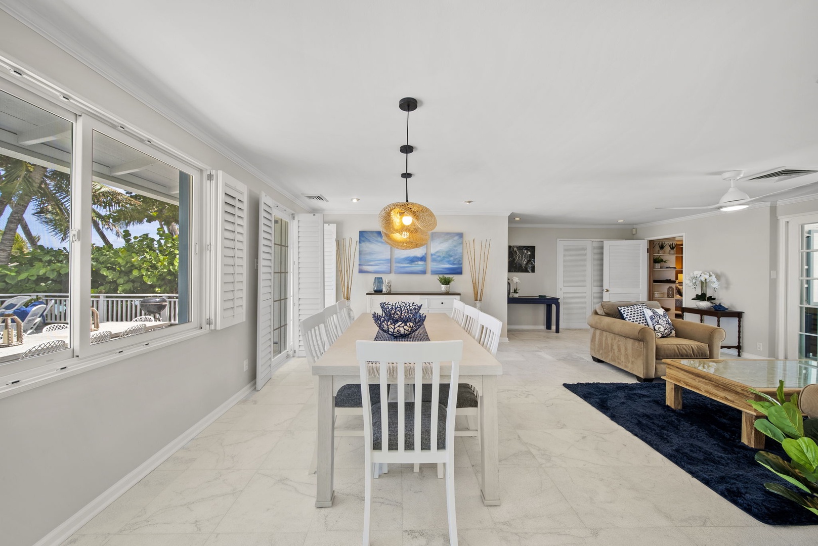 Waimanalo Vacation Rentals, Mana Kai at Waimanalo - Comfortably seats eight, with extra space for up to ten, making it ideal for your Hawaii group getaway.