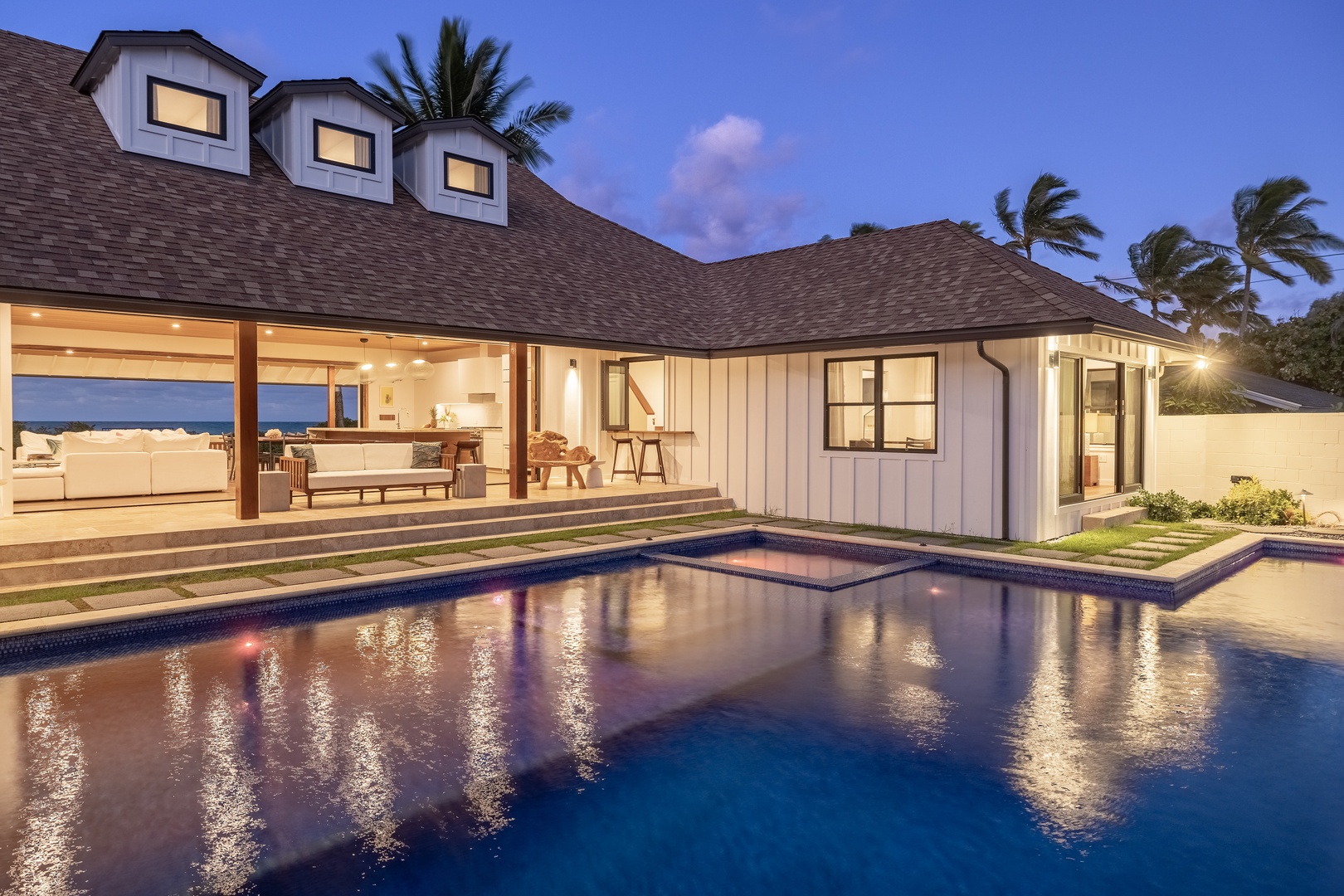 Kailua Vacation Rentals, Kailua Beach Villa - Pool lanikai twilight view