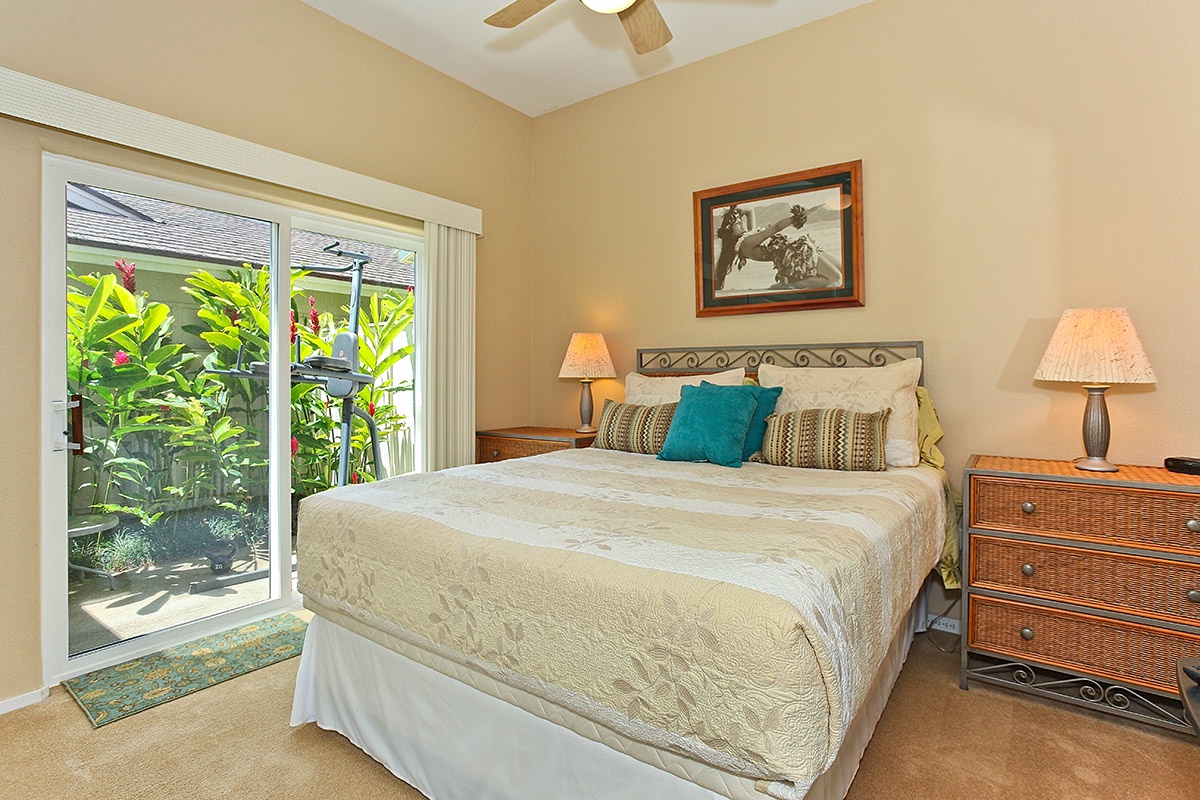 Kapolei Vacation Rentals, Coconut Plantation 1078-3 - The second guest bedroom with a view and framed art.