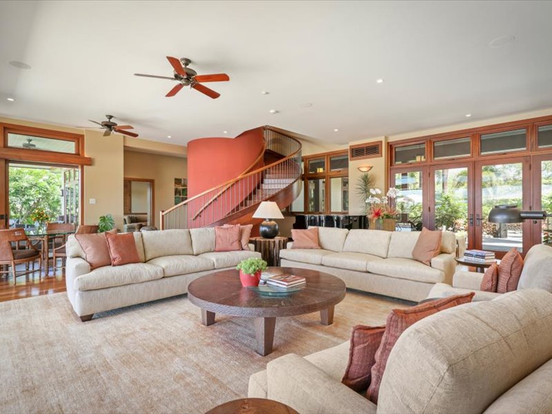 Kamuela Vacation Rentals, 5BD Estate Home at Mauna Kea Resort - Living room is bright and can host all your friends