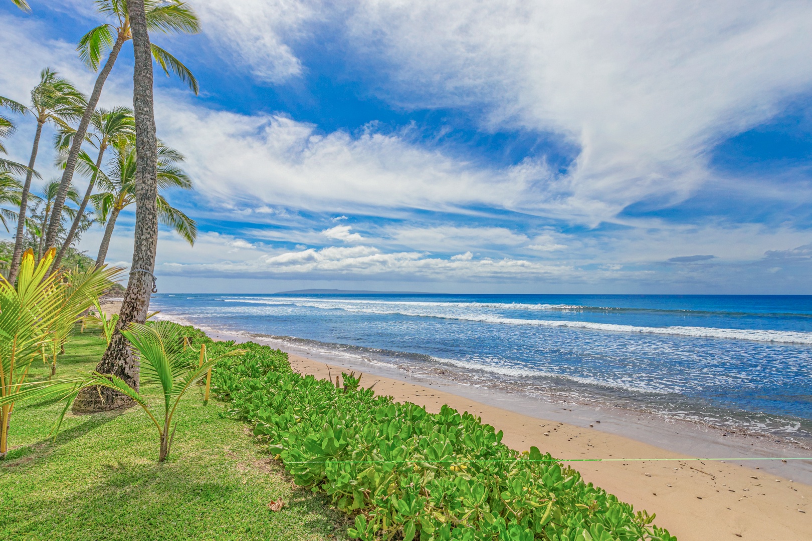 Lahaina Vacation Rentals, Puamana 254-2 - Just steps from the beach, enjoy the sounds of the ocean and breathtaking views.